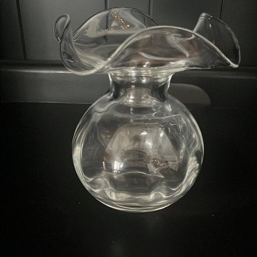 Vietri Hibiscus Glass Bud Vase